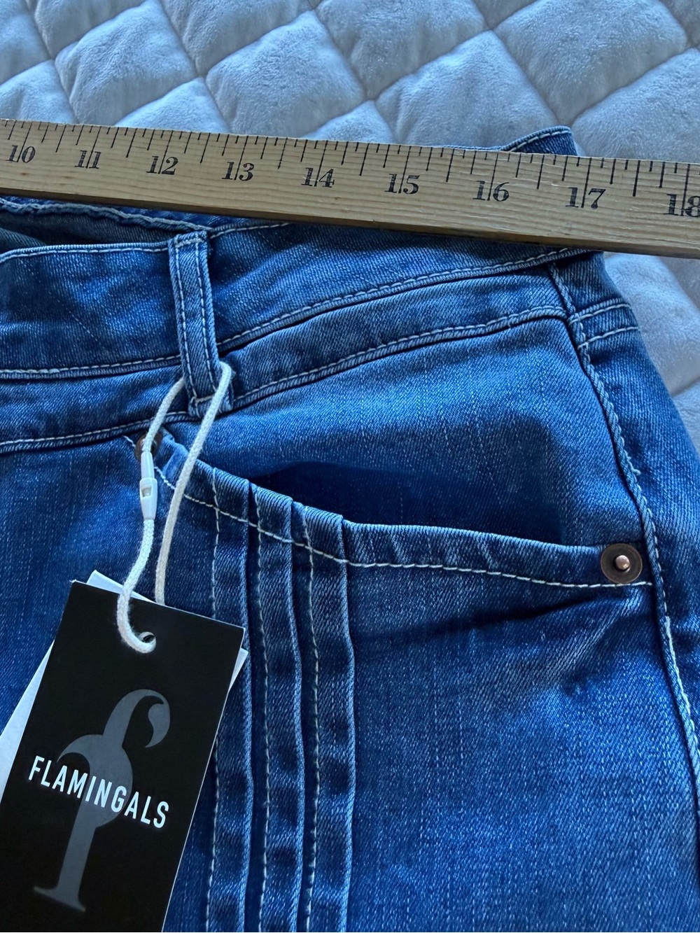 NWT Flamingals Medium Wash Pintuck Front Seam Straight Leg Jeans Size 2XL - Picture 11 of 14
